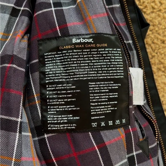 Barbour Black Beadnell Waxed Jacket - Picture 7 of 8